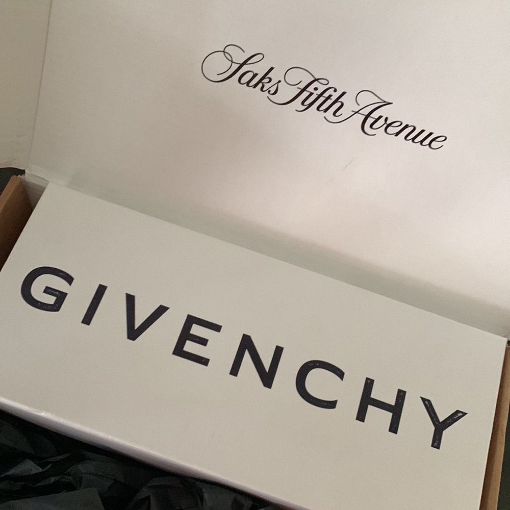 Givenchy Slides - Picture 3 of 5